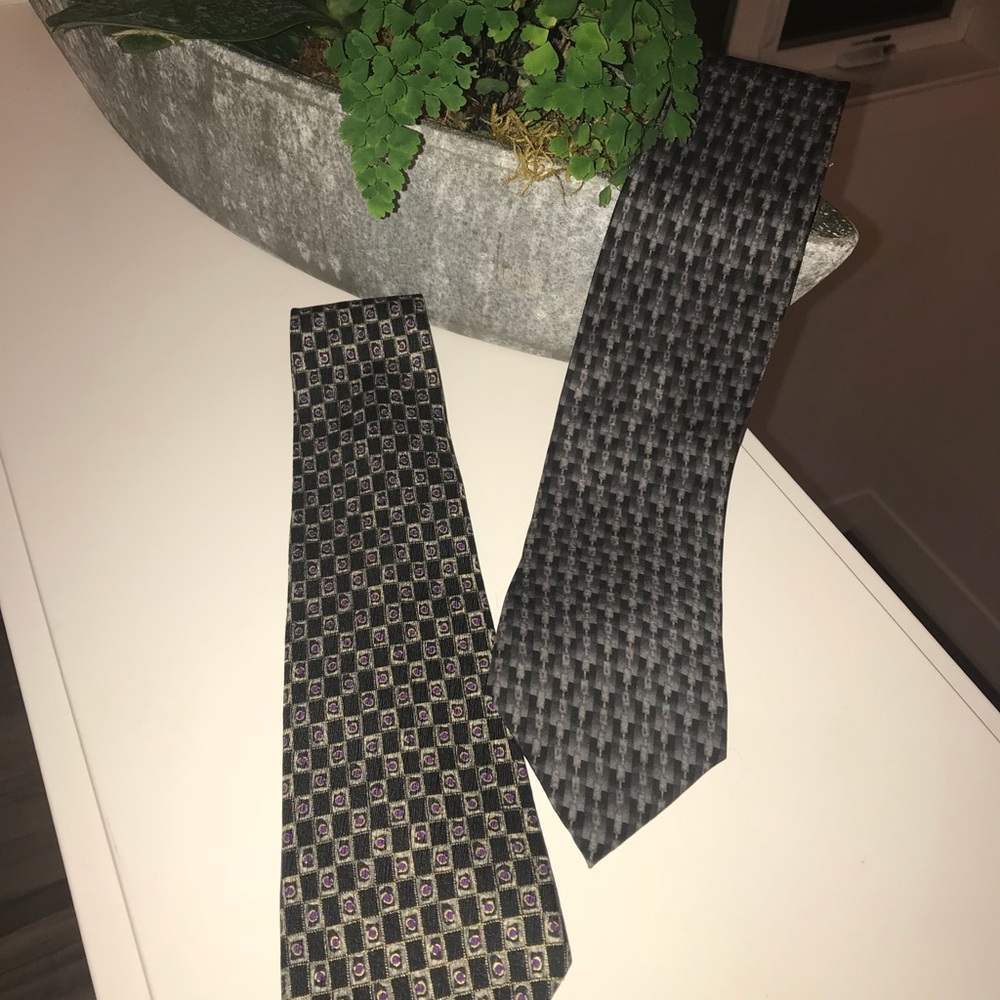 Bundle of three ties
